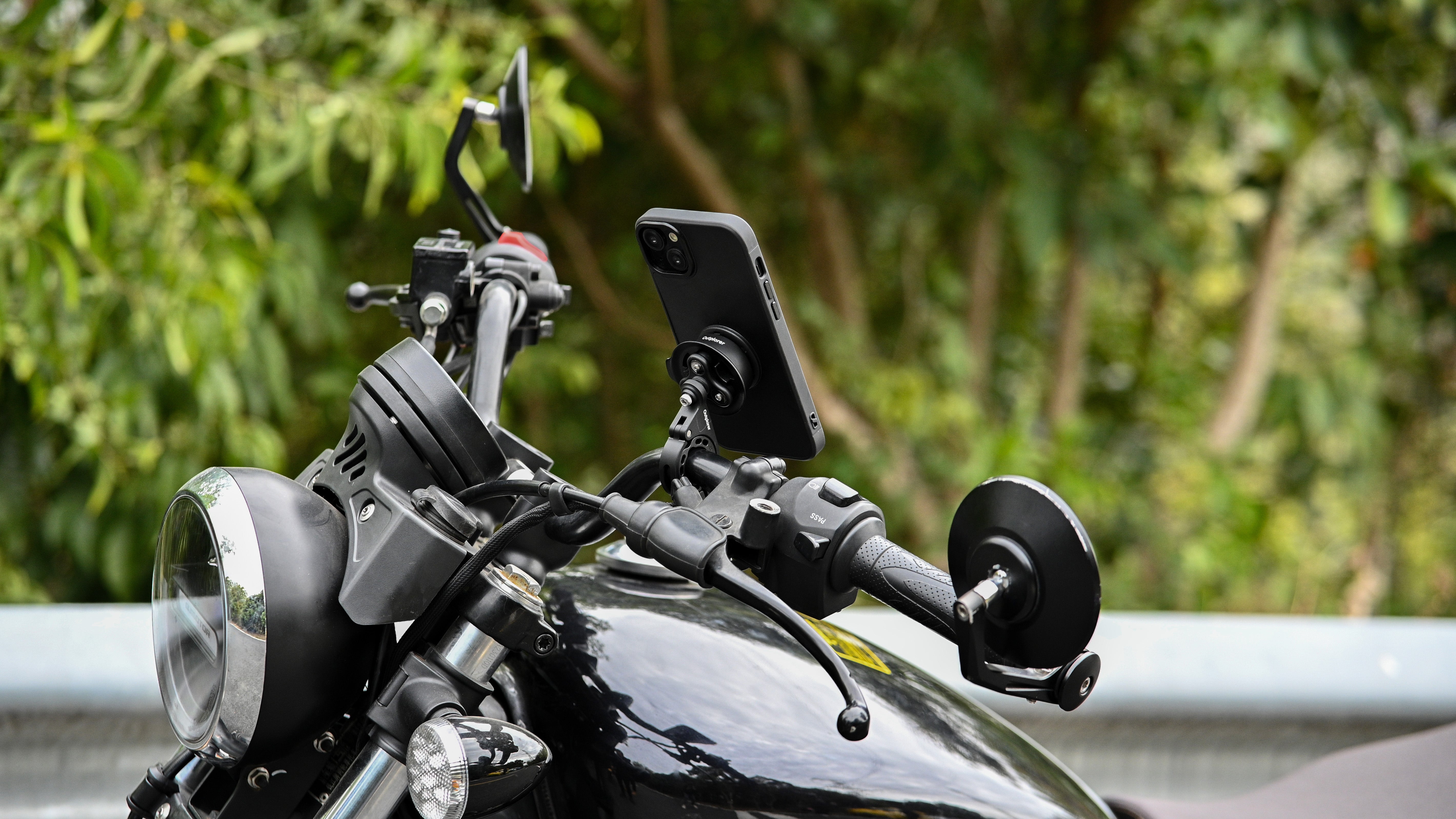 QM01-Outplorer Quick Launch Magnetic Motorcycle Phone Mount, Anti-Vibration Handlebar Bracket with Secure Lock for Bike Scooter Moto MTB, 360° Blind Installation for Phones (Motorcycle-Basic)